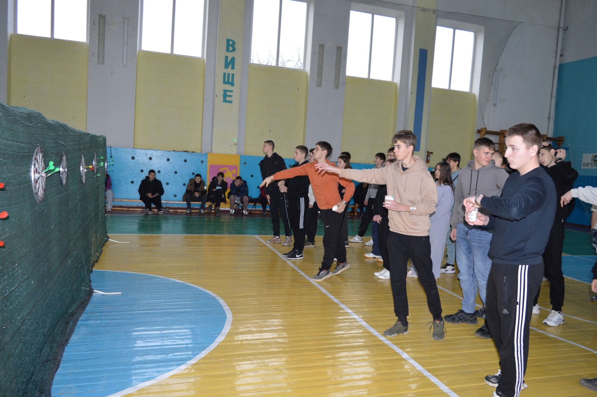 Листопад спортивних перемог у Барському фаховому коледжі транспорту та будівництва НТУ