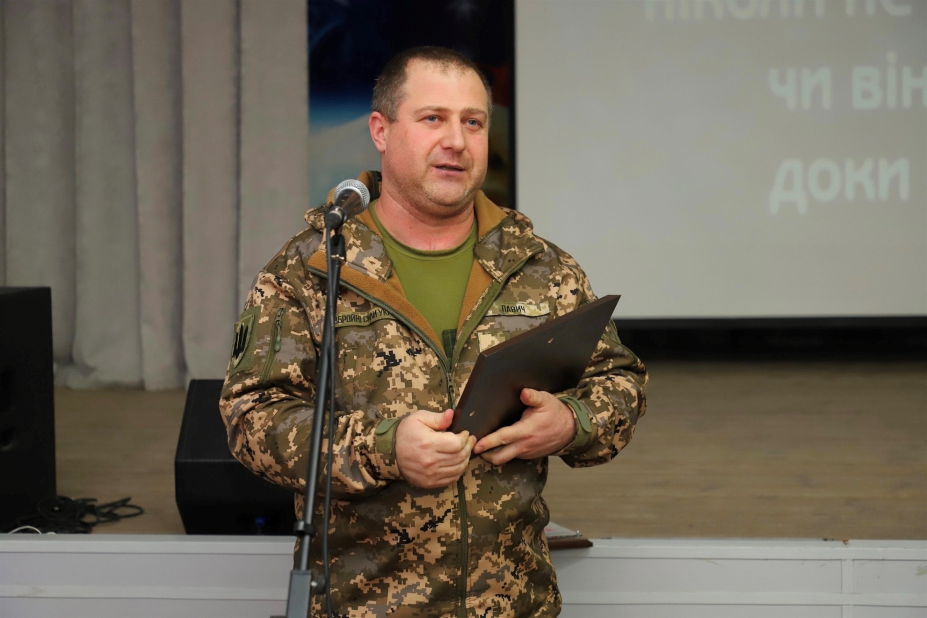 У Барі привітали волонтерів, військових і працівників місцевого самоврядування