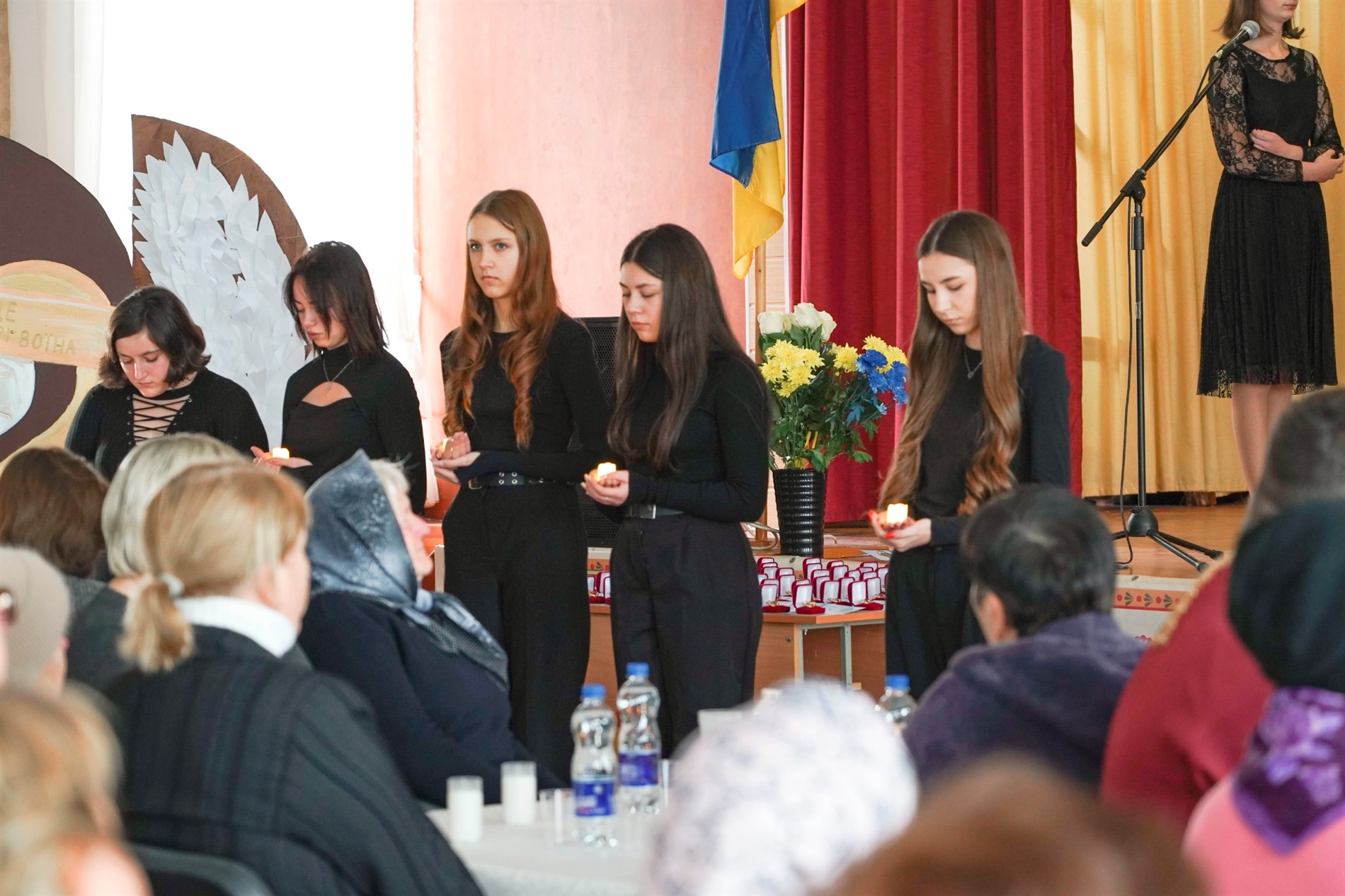 У Барі вручили памʼятні відзнаки «Серце матері Воїна» матерям полеглих Героїв