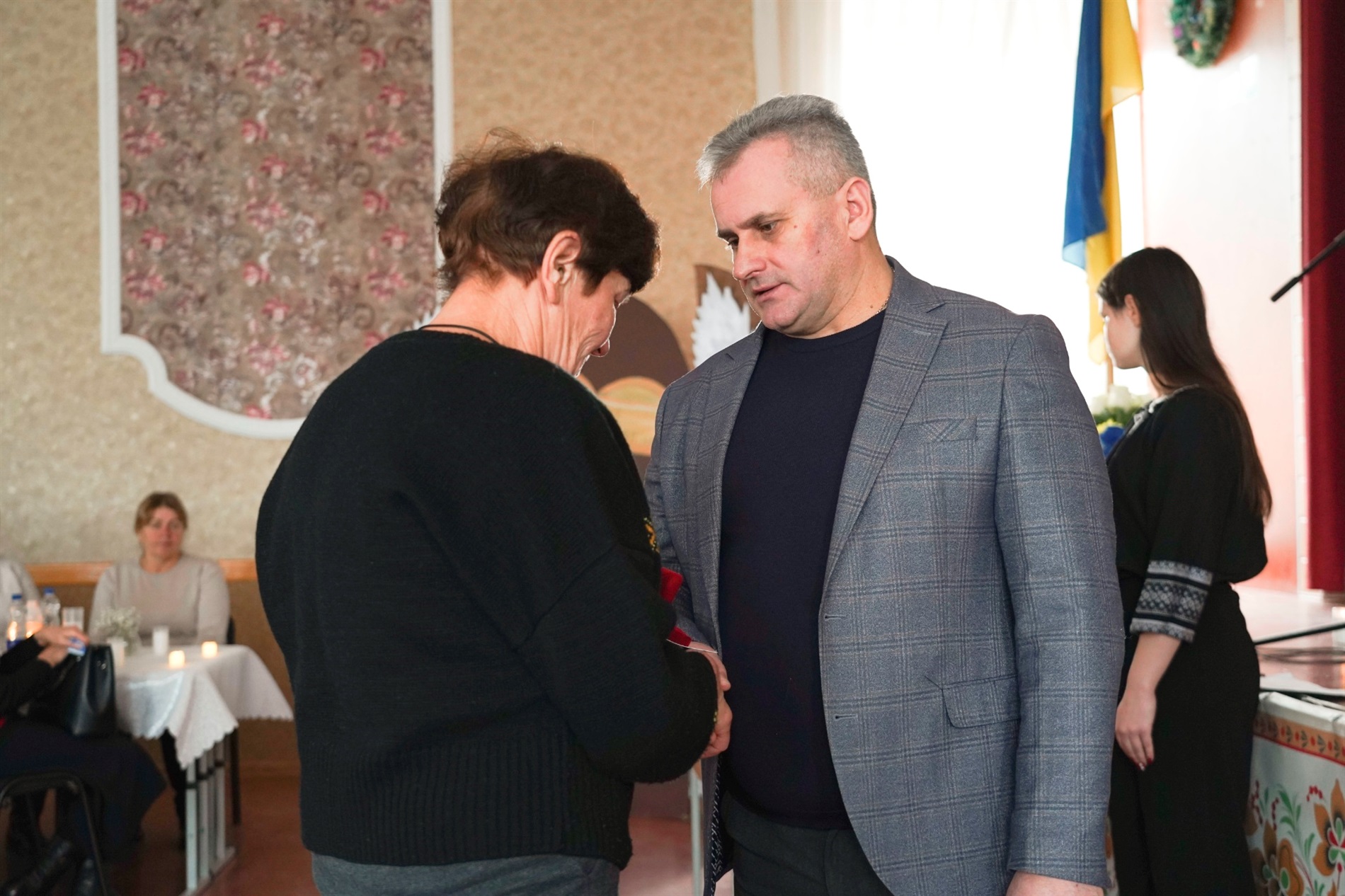 У Барі вручили памʼятні відзнаки «Серце матері Воїна» матерям полеглих Героїв