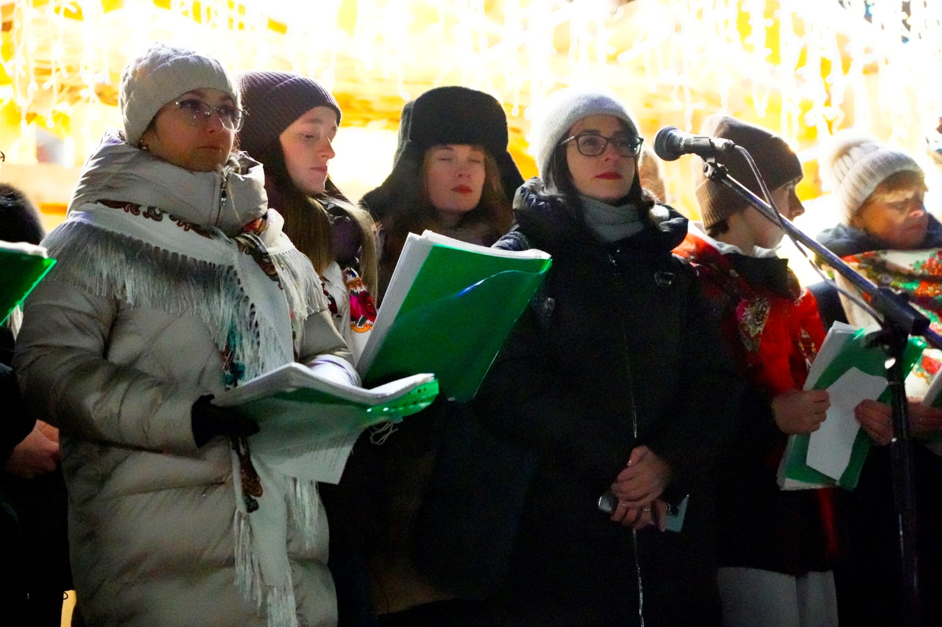 У Барі біля різдвяного вертепу відбулася спільна молитва за мир і святкова коляда