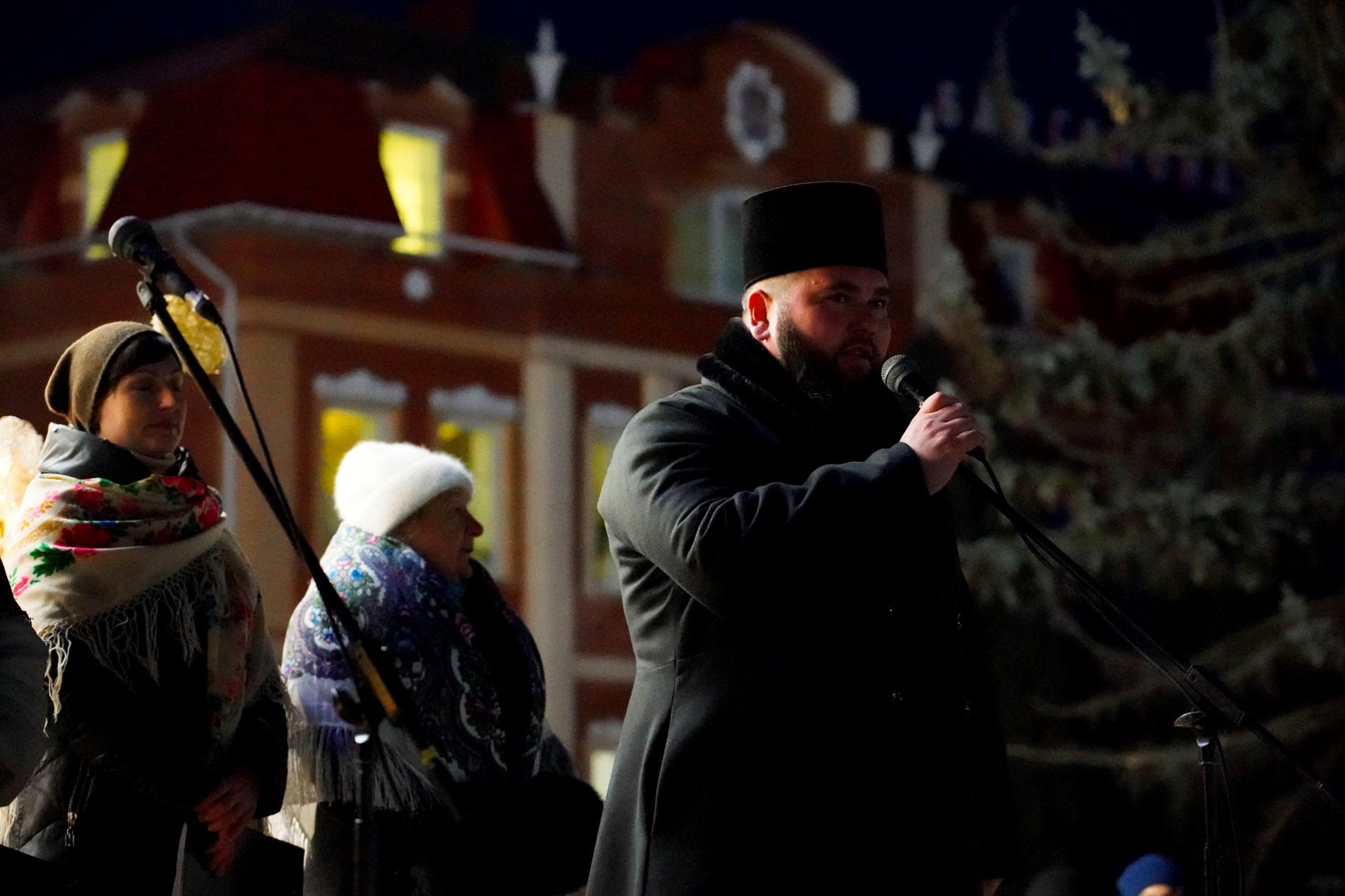 У Барі біля різдвяного вертепу відбулася спільна молитва за мир і святкова коляда