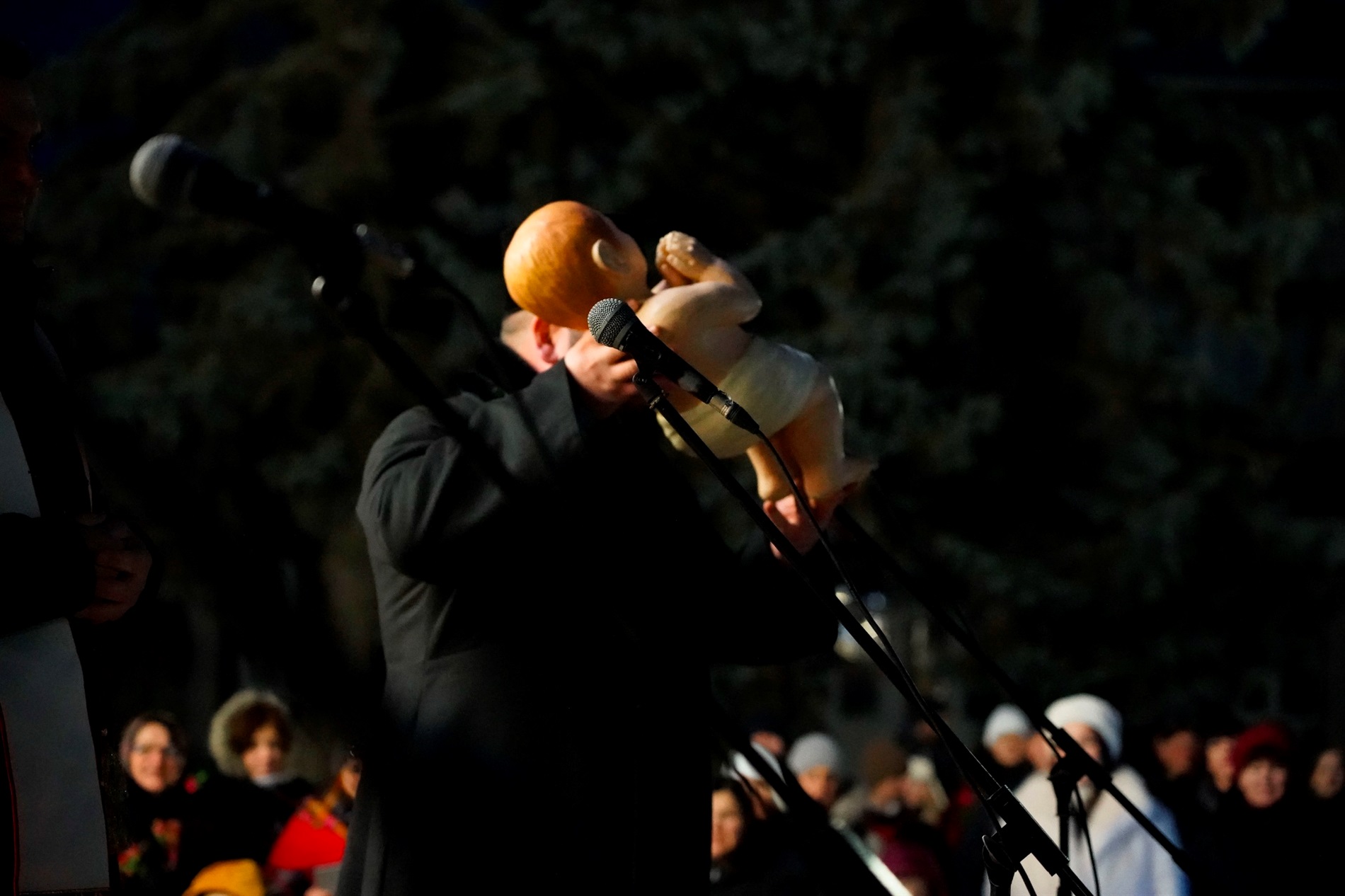 У Барі біля різдвяного вертепу відбулася спільна молитва за мир і святкова коляда