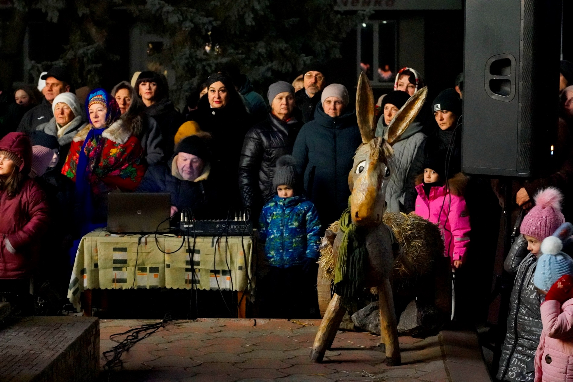 У Барі біля різдвяного вертепу відбулася спільна молитва за мир і святкова коляда