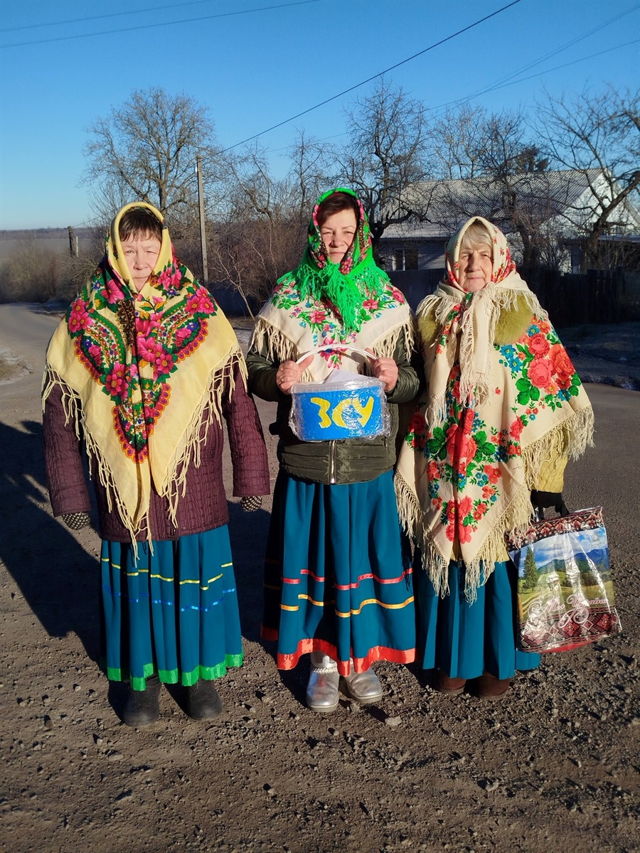 У Барській громаді триває благодійна коляда: громади збирають кошти для ЗСУ