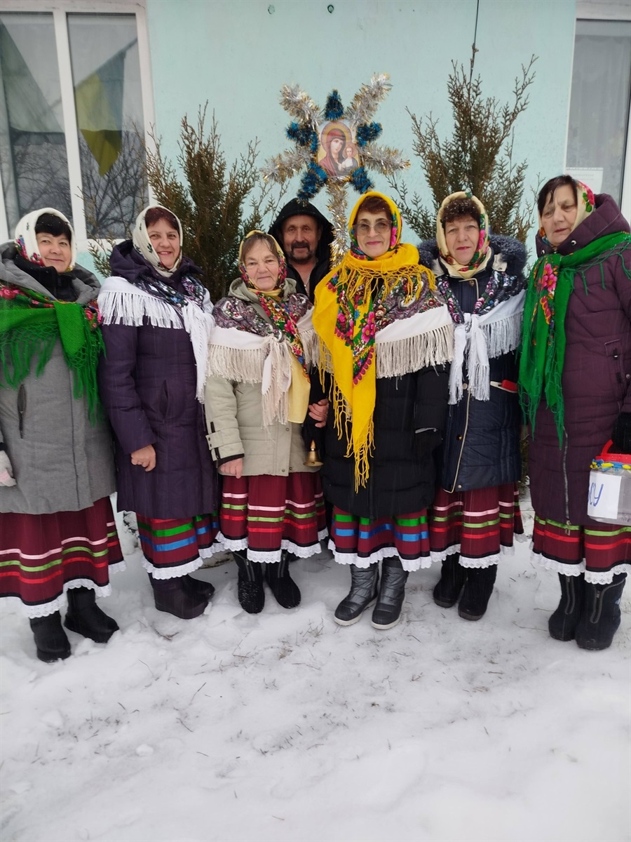 У Барській громаді триває благодійна коляда: громади збирають кошти для ЗСУ