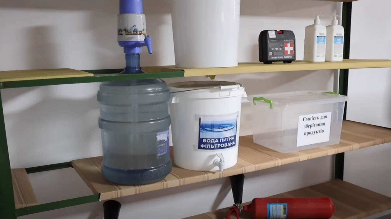 У Барському коледжі транспорту та будівництва НТУ облаштували нове укриття зі спальними місцями