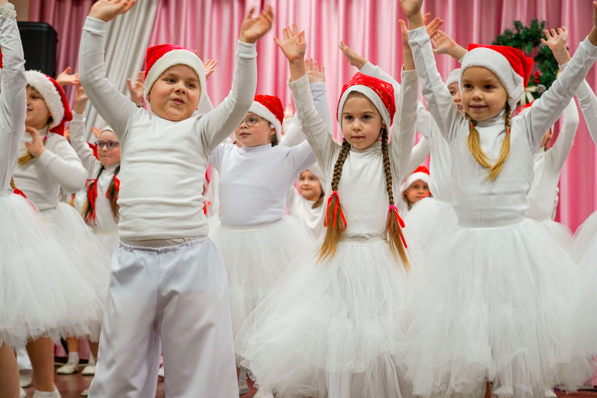 У Барській музичній школі відбувся новорічно-різдвяний концерт