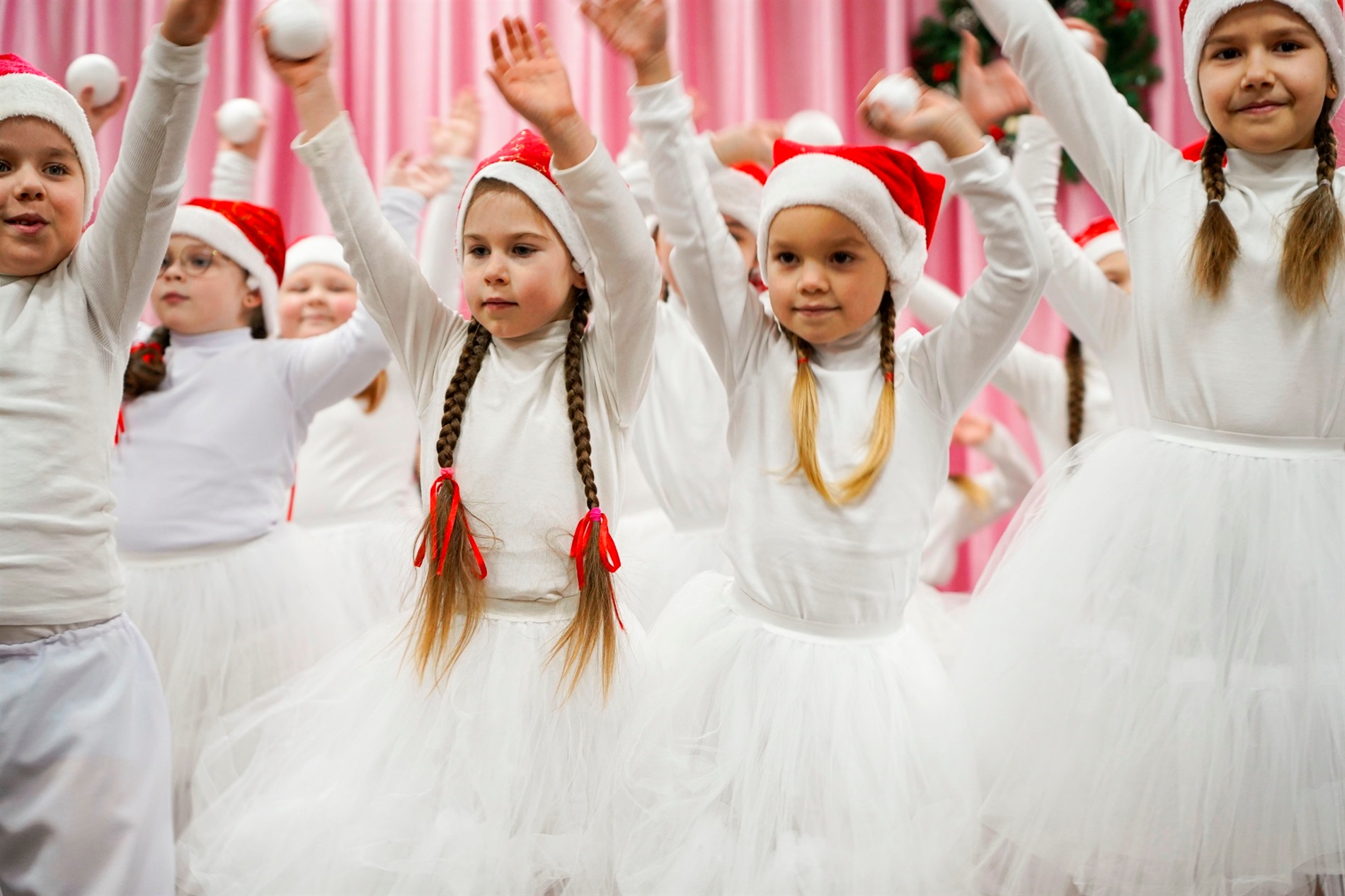 У Барській музичній школі відбувся новорічно-різдвяний концерт