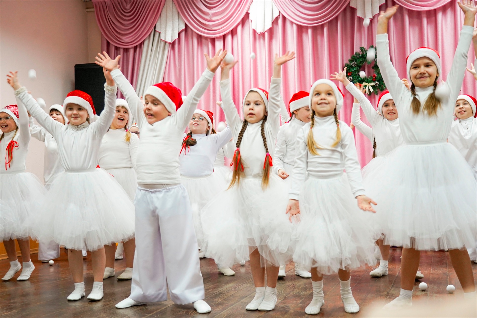 У Барській музичній школі відбувся новорічно-різдвяний концерт