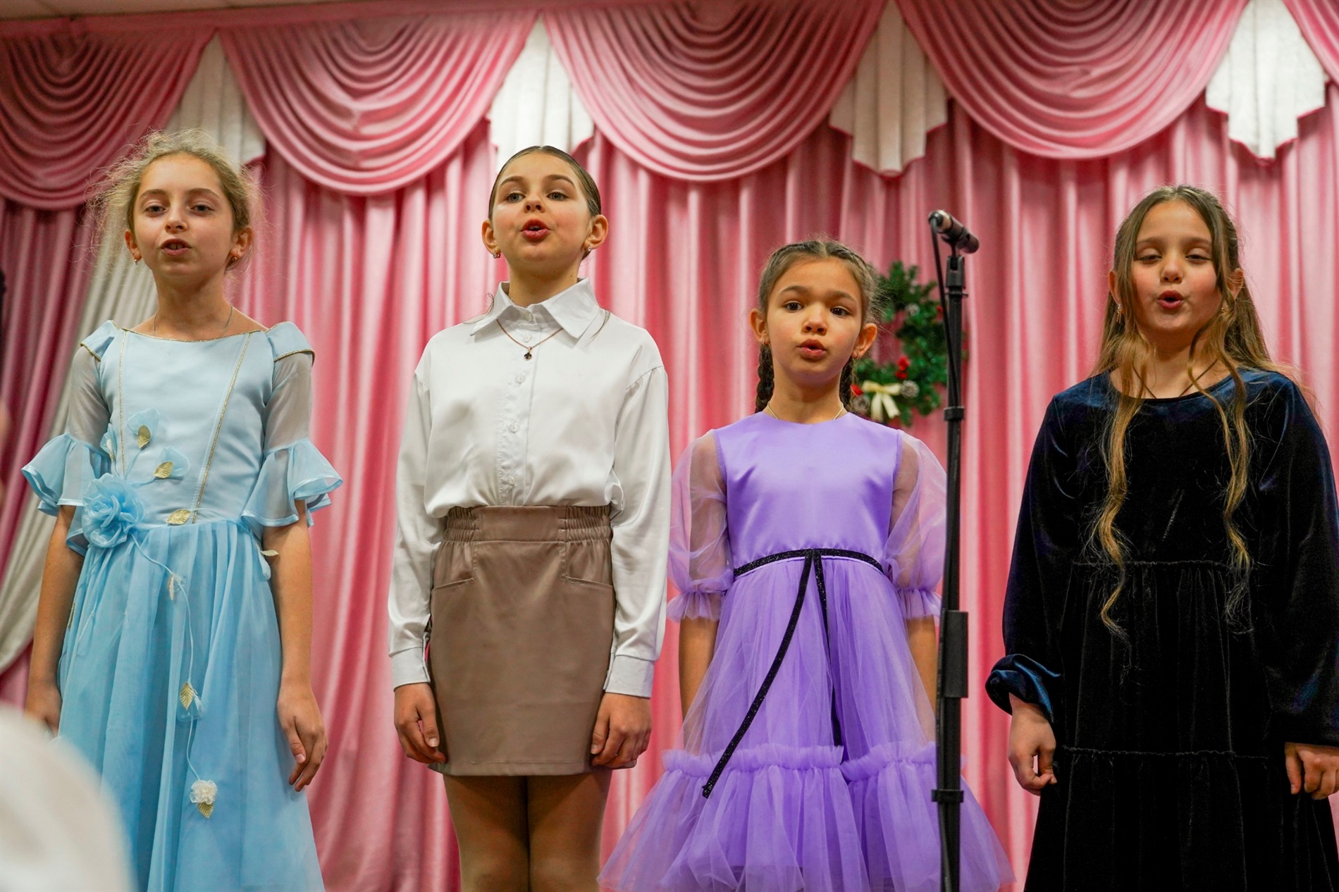 У Барській музичній школі відбувся новорічно-різдвяний концерт