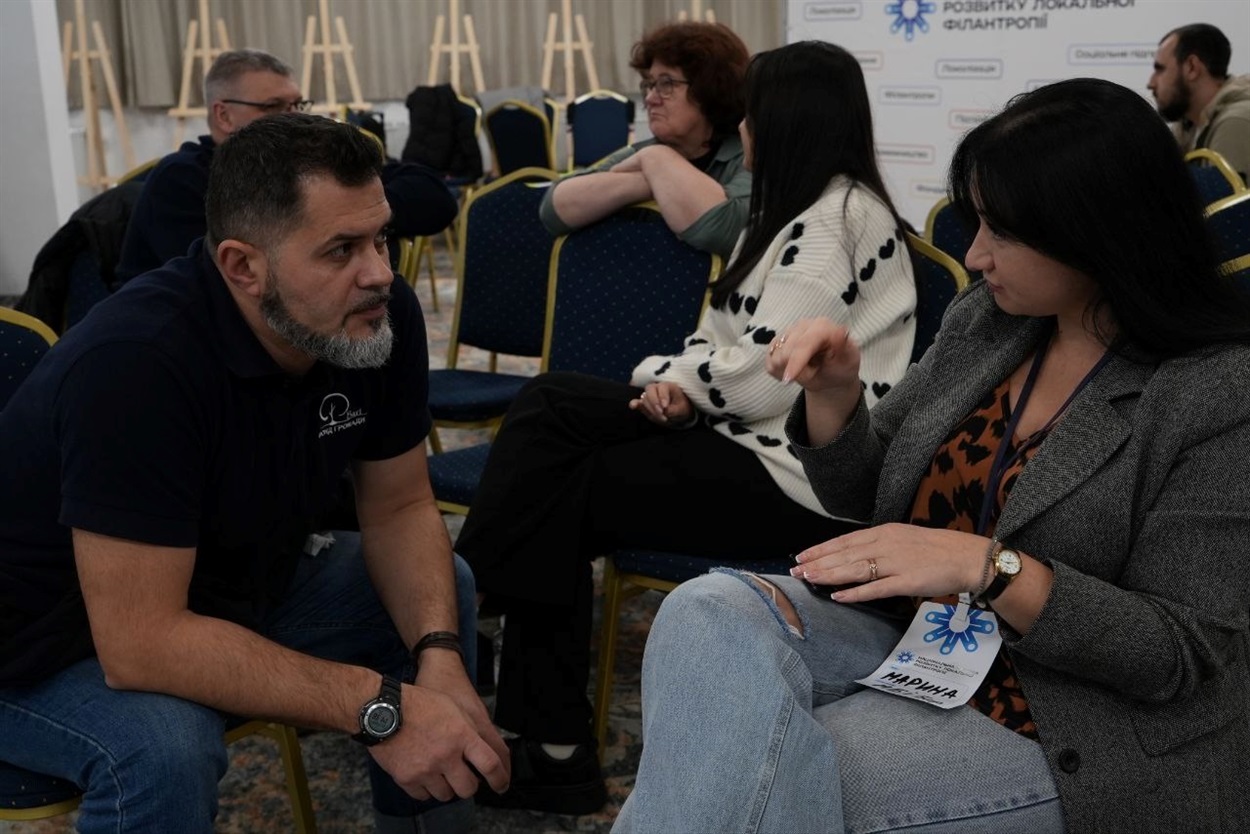 «Сидіти на місці — не про нас»: як молодь у Барі вчиться змінювати громаду