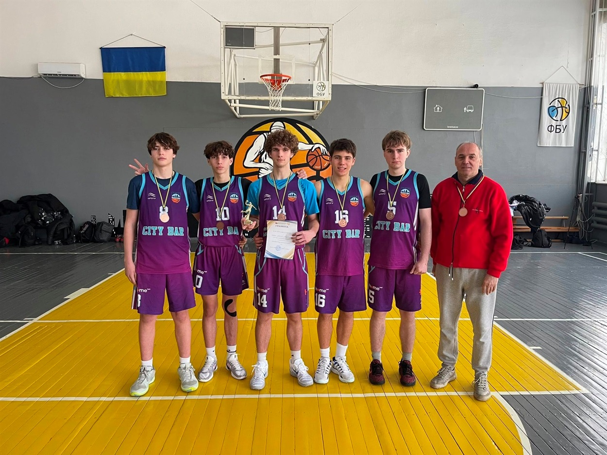 Барські баскетболісти здобули бронзу чемпіонату Вінницької області серед юніорів U-17