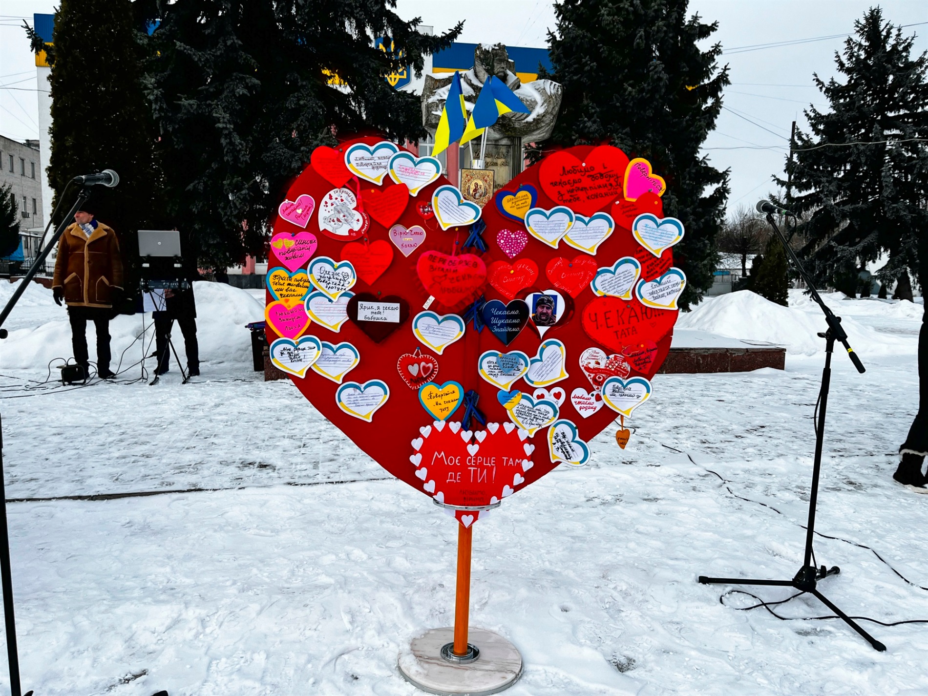 «Наші серця за ґратами»: у Барі відбулася 12-та акція на підтримку безвісти зниклих захисників