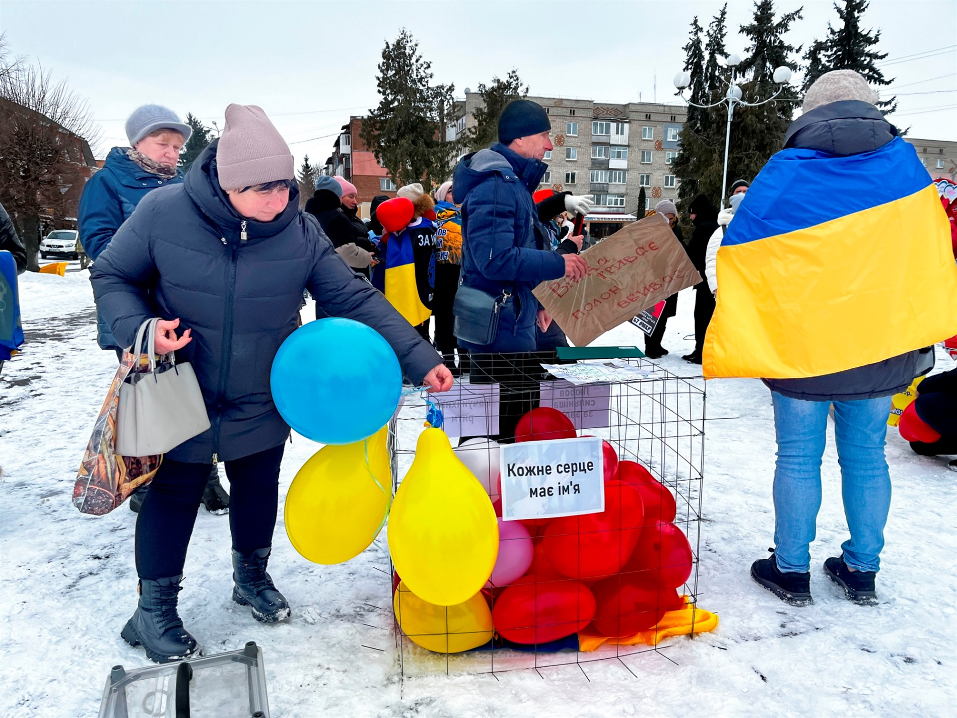 «Наші серця за ґратами»: у Барі відбулася 12-та акція на підтримку безвісти зниклих захисників