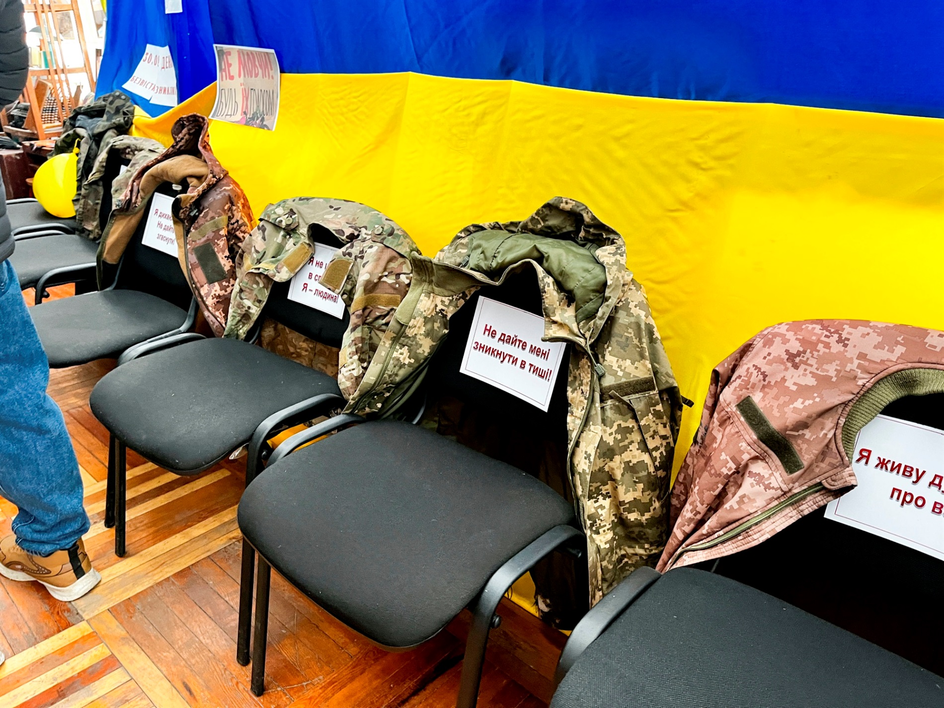 «Наші серця за ґратами»: у Барі відбулася 12-та акція на підтримку безвісти зниклих захисників