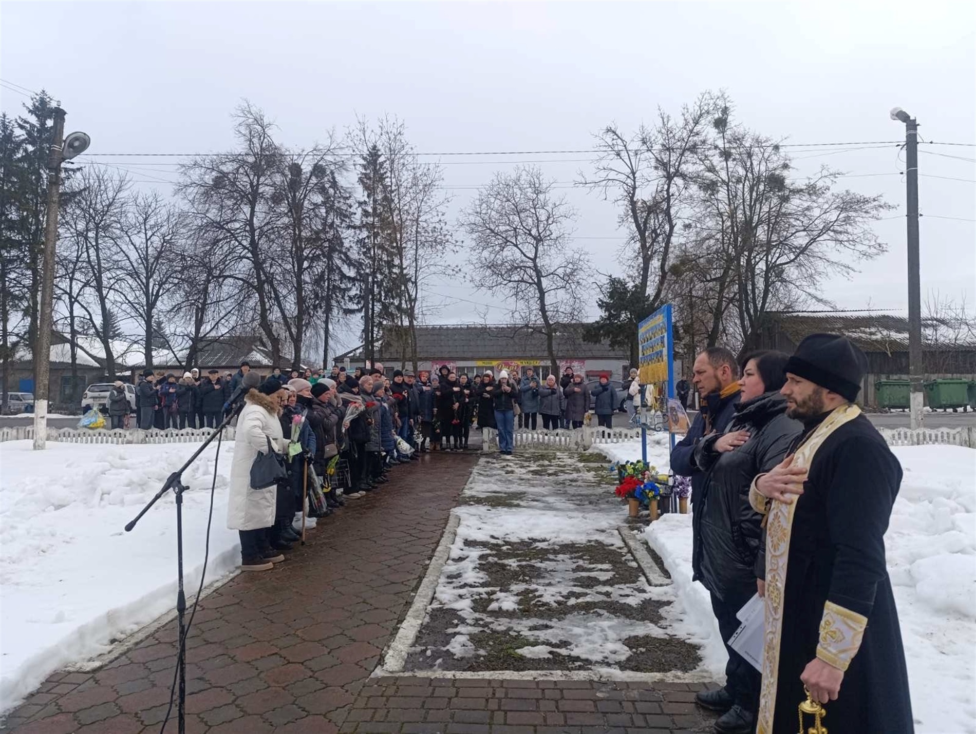 У Барській громаді вшанували пам’ять Героїв у четверту річницю початку повномасштабної війни