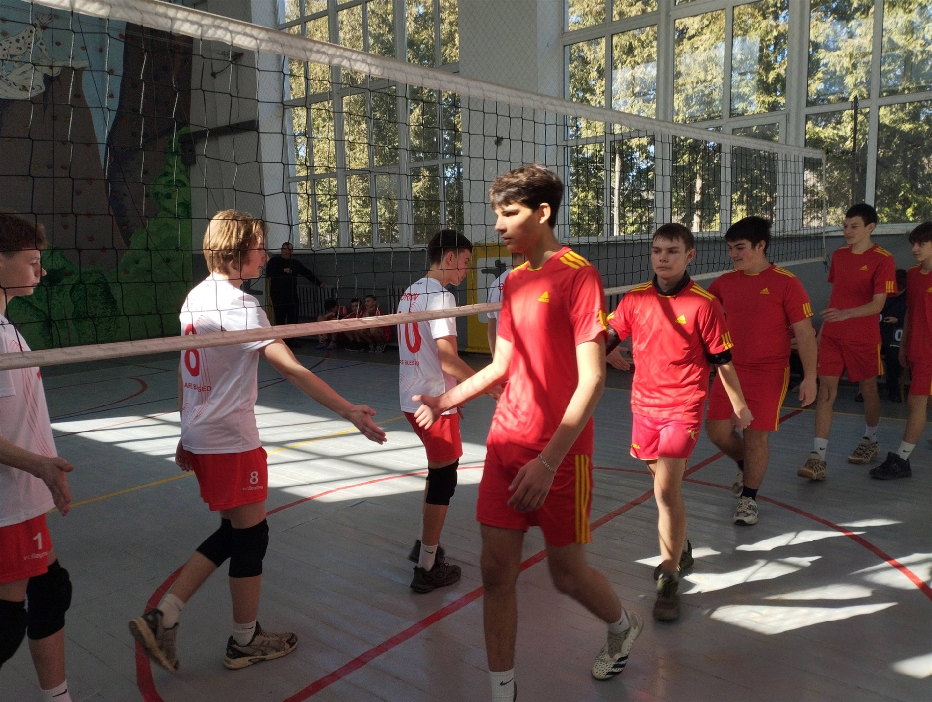 У Ялтушкові відбувся волейбольний турнір між трьома школами громади