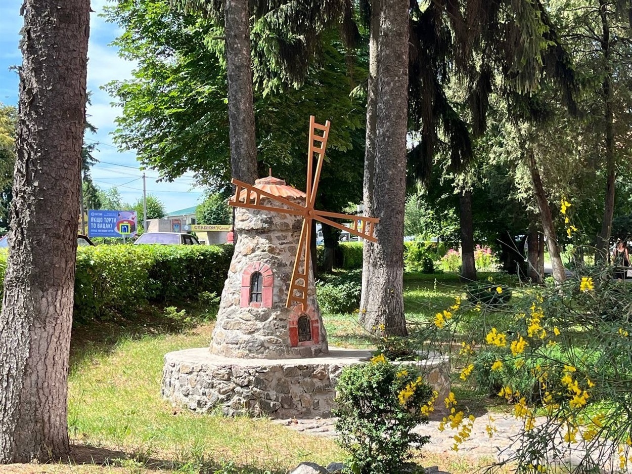 Хто набирає першокласників у школах Бара: вчителі та факти про ліцеї 2026 р.