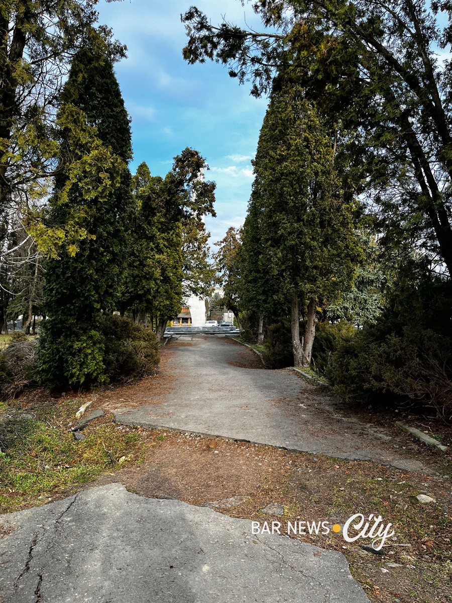 Місто Бар у березні 2026 року: як прокидається весна. Фото