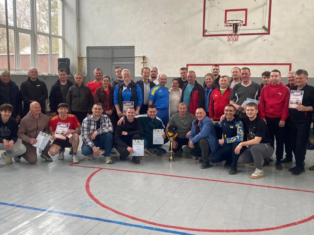 У Ялтушківському ліцеї провели волейбольний турнір на честь вчителів-добровольців Барської громади