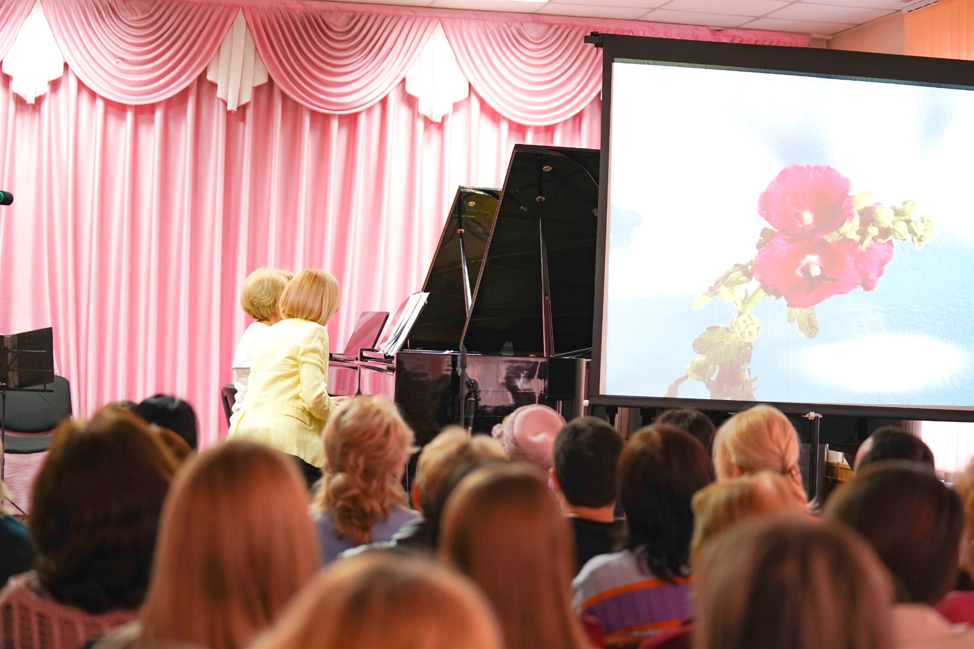 У Барській музичній школі відбувся щорічний благодійний концерт