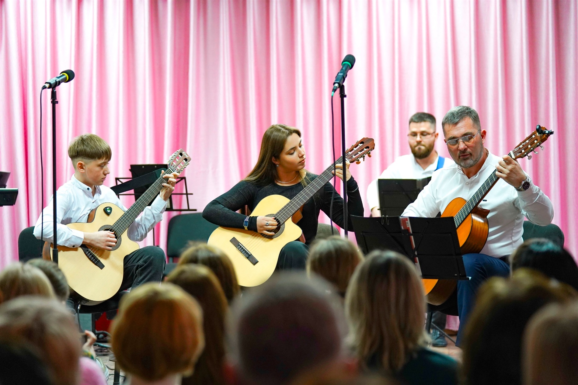 У Барській музичній школі відбувся щорічний благодійний концерт