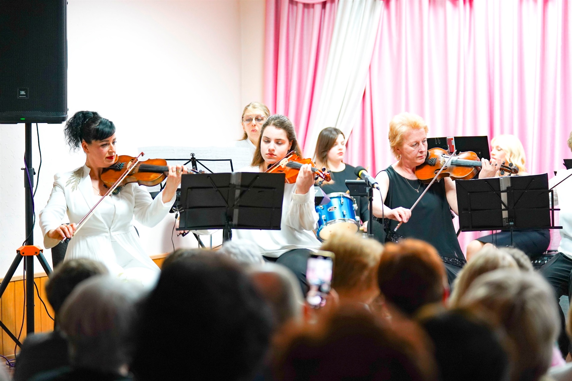 У Барській музичній школі відбувся щорічний благодійний концерт