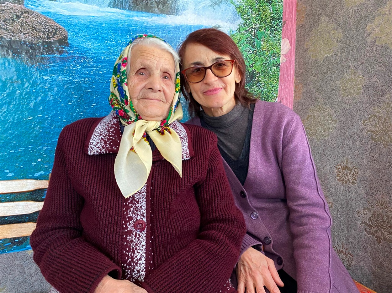 89-річна мешканка Барської громади співає старовинні українські пісні у TikTok