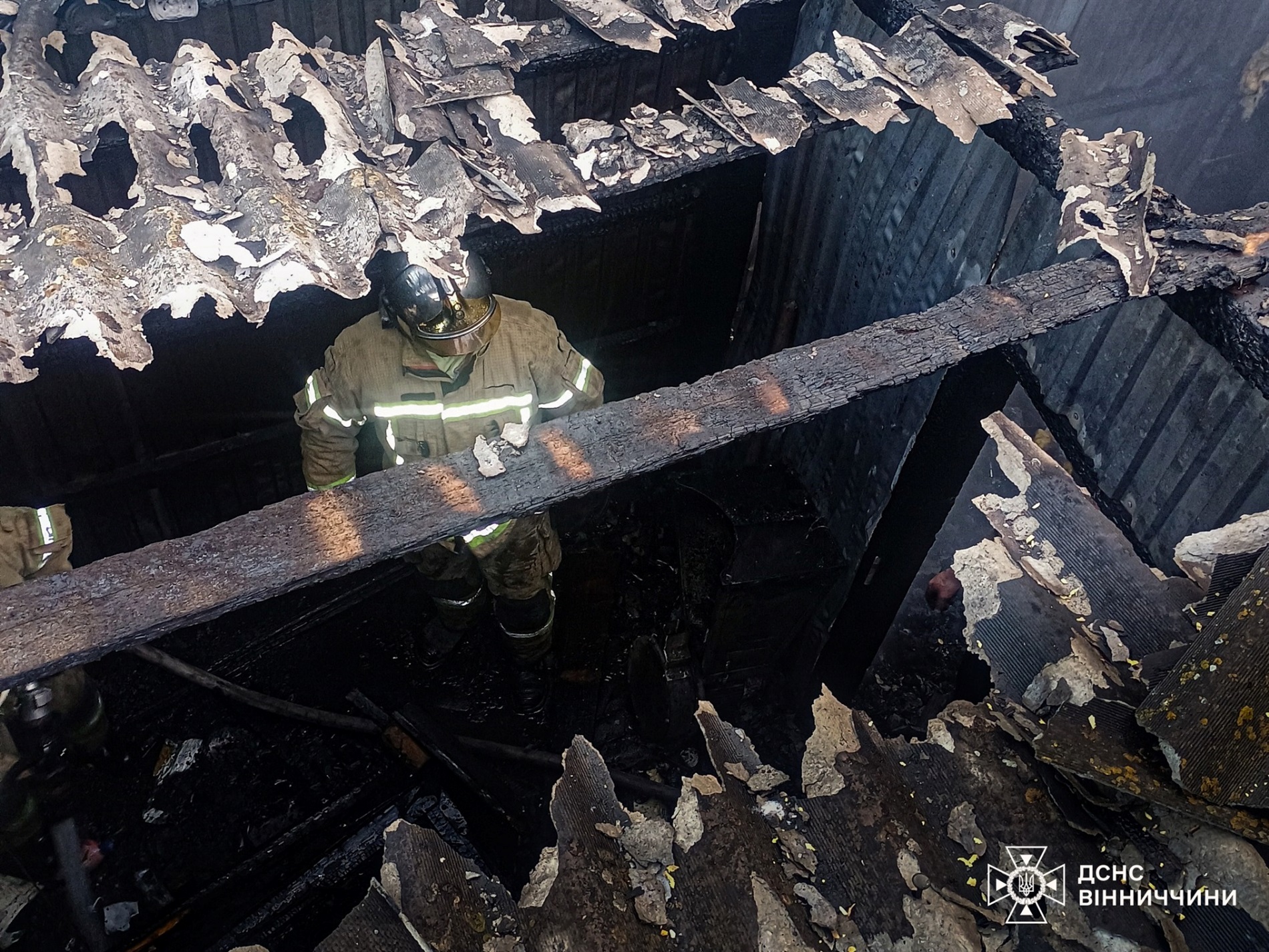 У Комарівцях горів житловий будинок: за добу на Вінниччині сталося 10 пожеж