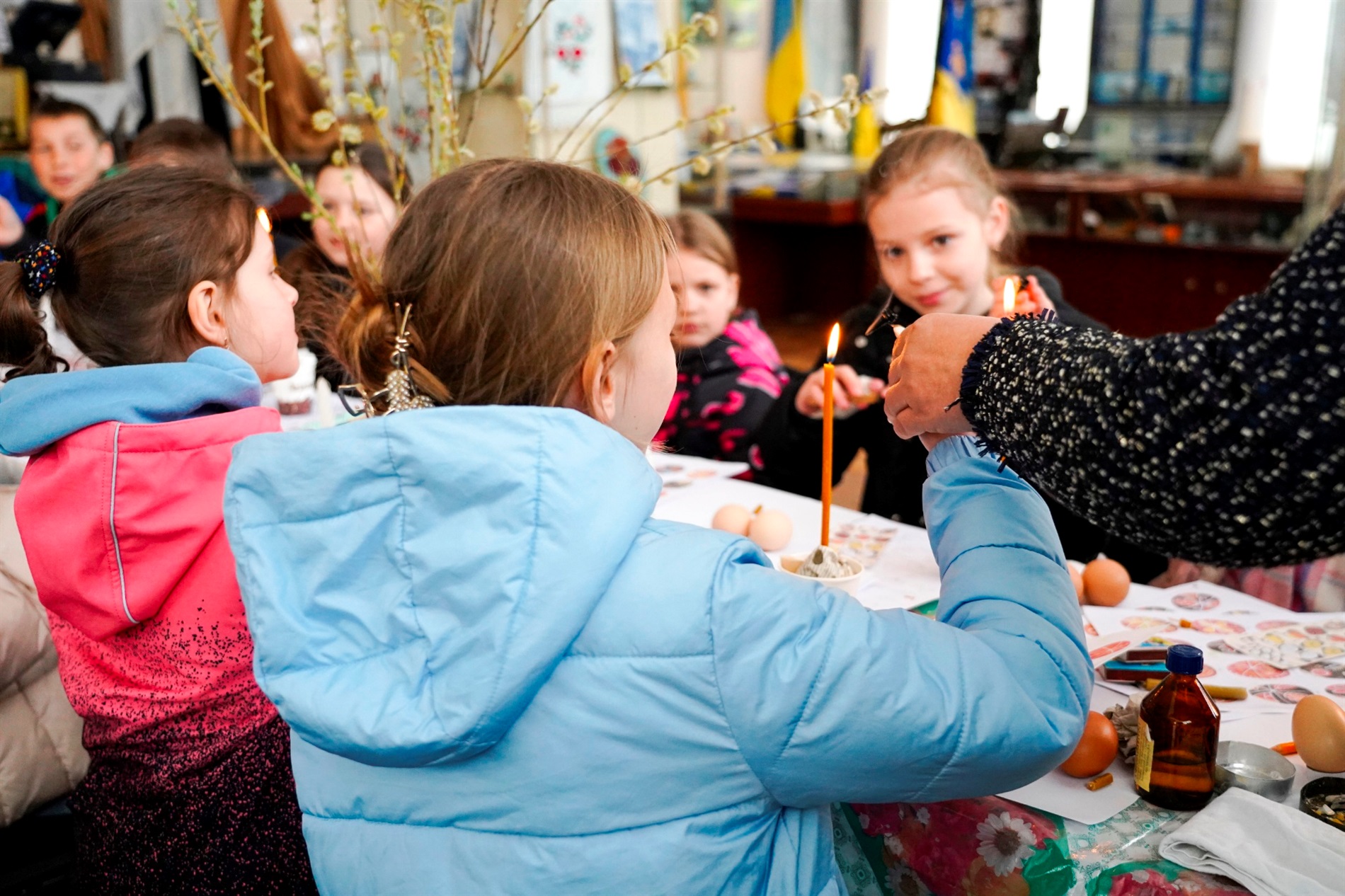 Писанки і перший досвід: у Барському музеї провели великодній майстер-класи для дітей