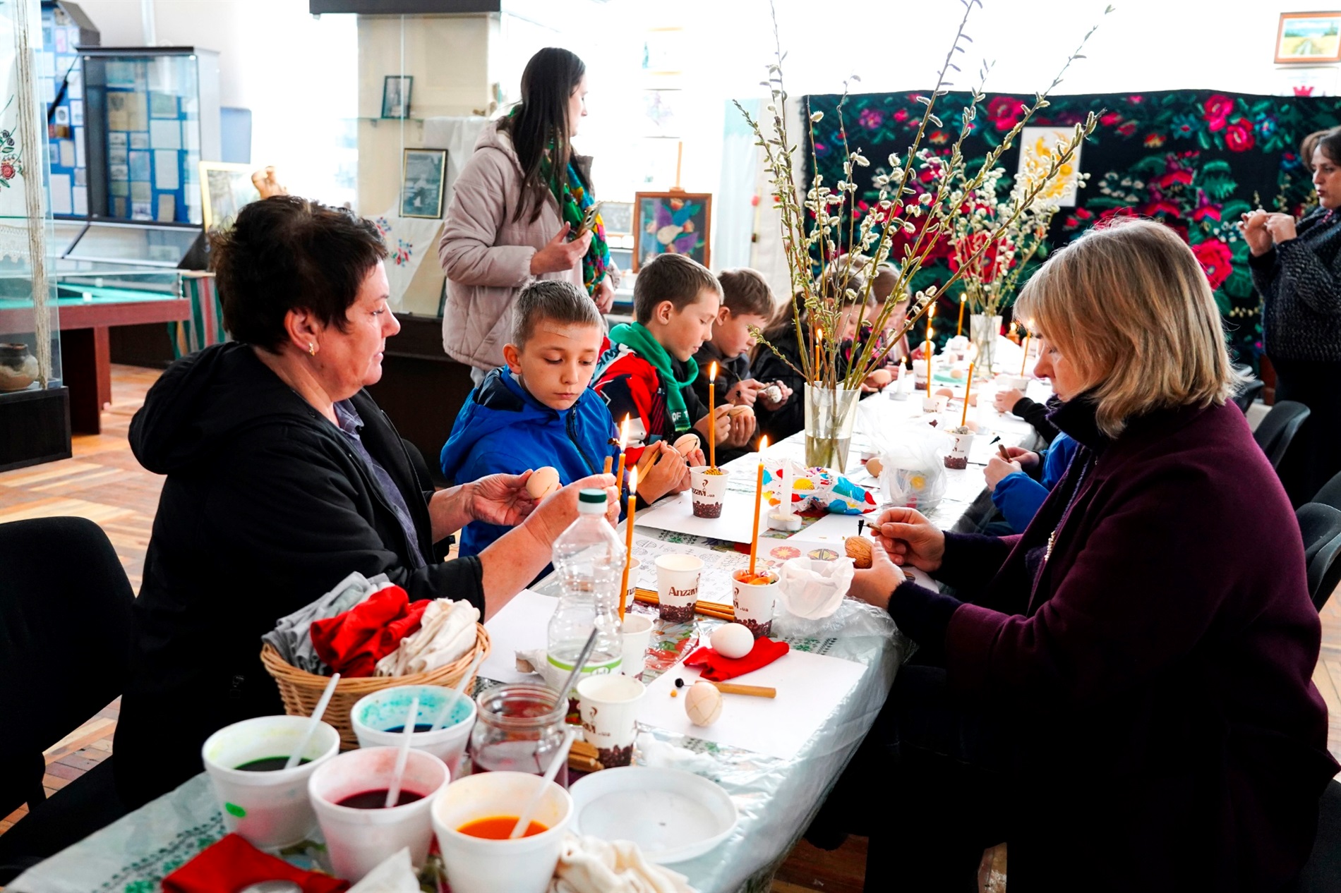 Писанки і перший досвід: у Барському музеї провели великодній майстер-класи для дітей