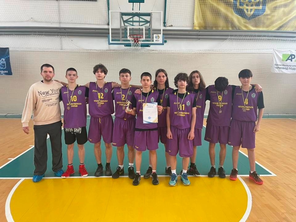 Барська команда «Колос» стала чемпіоном області з баскетболу серед кадетів U-15