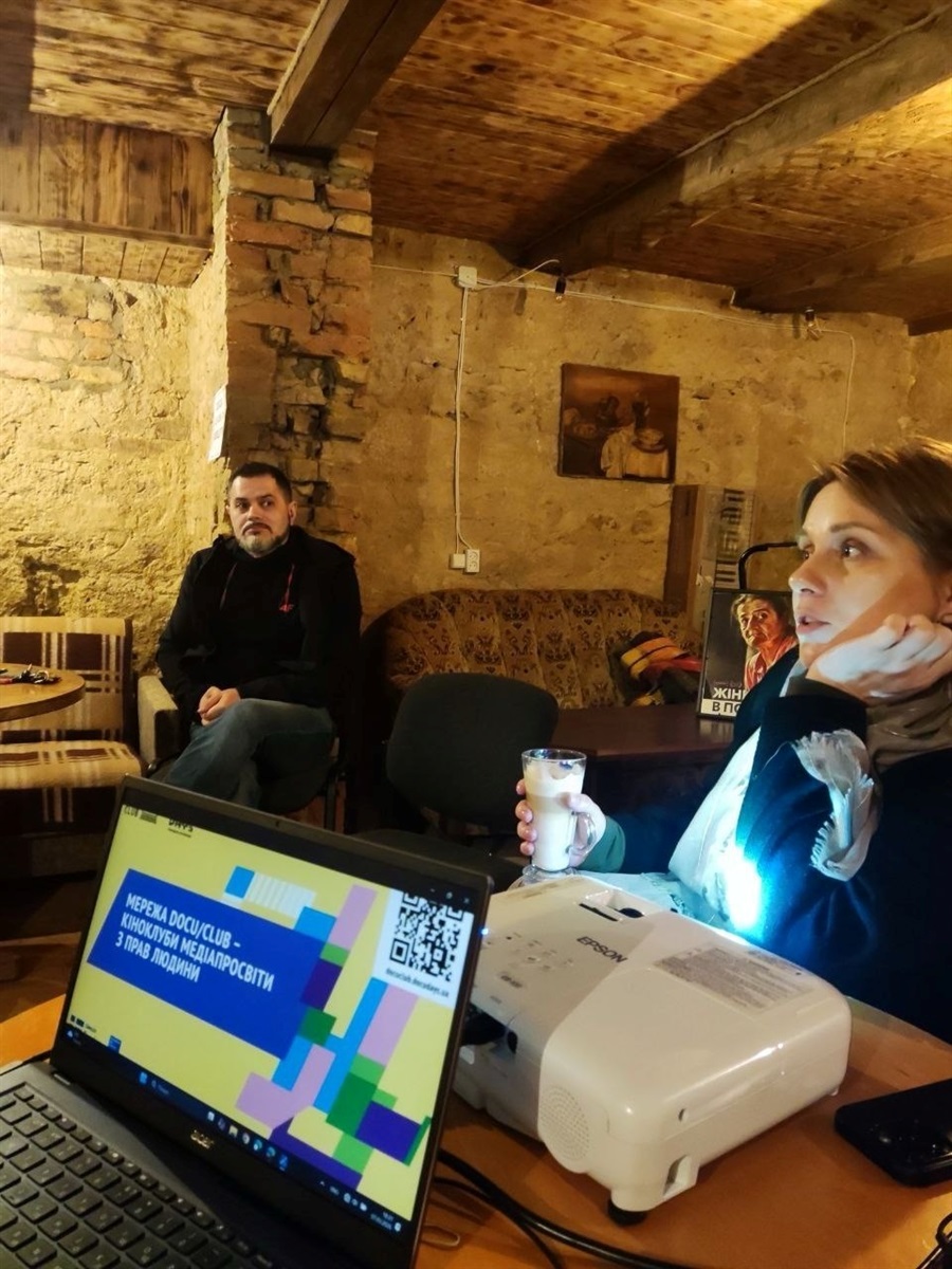 Від новин до спільнот. Як журналістка Ірина Стороженко знайшла себе в Барі і почала змінювати місто