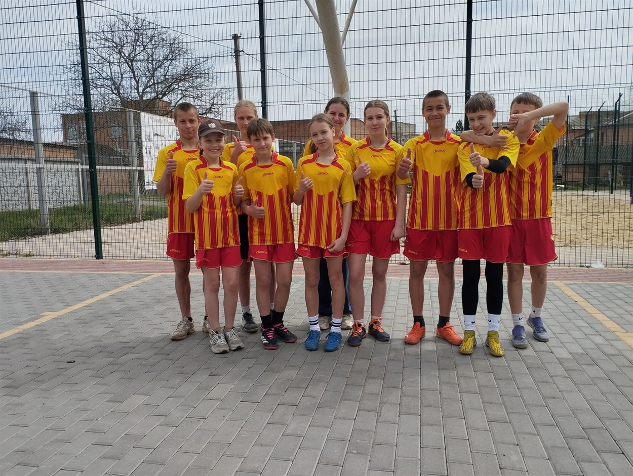 Команда Ялтушківського ліцею перемогла у ІІ етапі «Пліч-о-пліч» з легкої атлетики