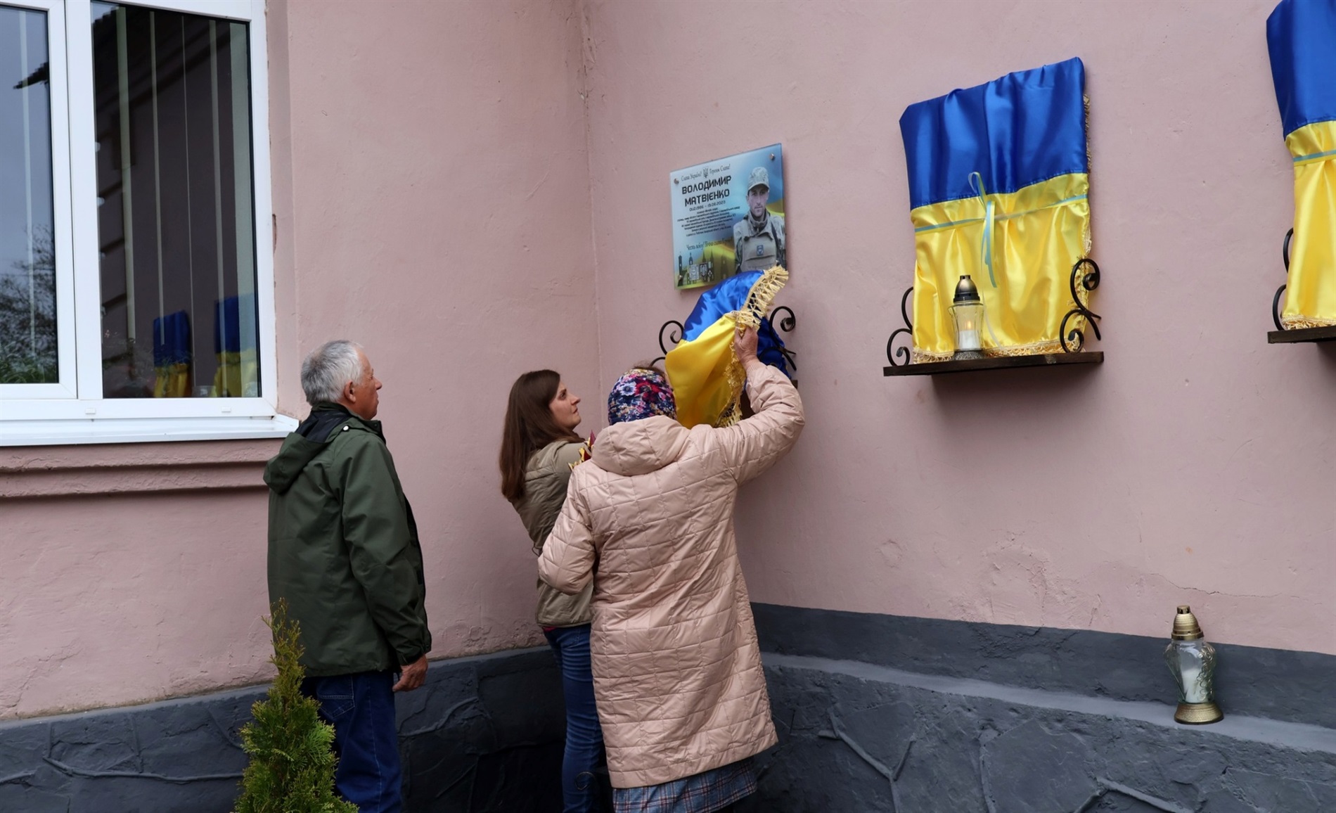 У Чемериському старостаті відкрили цифрові меморіальні дошки чотирьом загиблим військовим