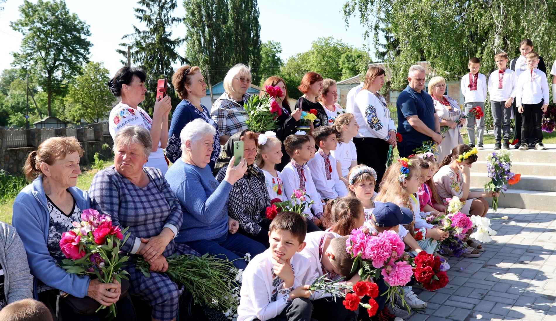 У Мальчівцях Барської громади відкрили Алею Слави загиблим Захисникам