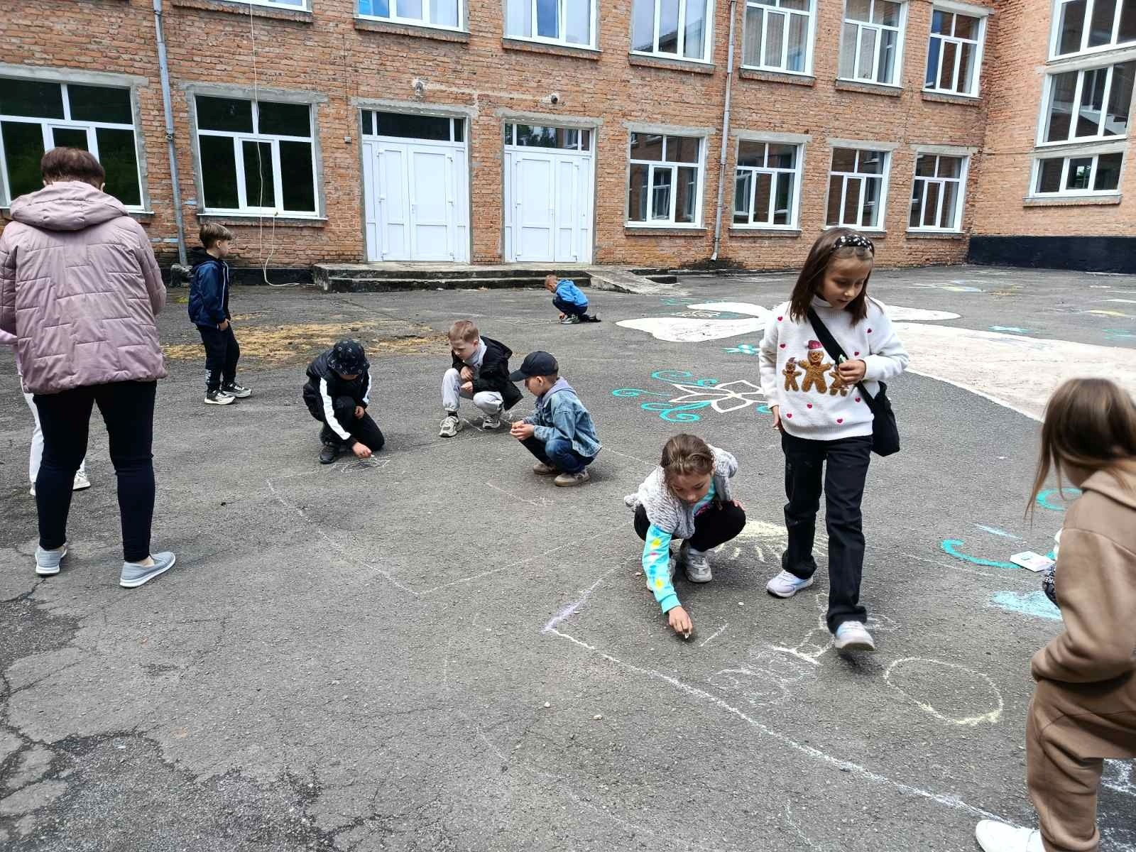 У Барській громаді стартували канікули: свято для дітей та відкриття пришкільних таборів