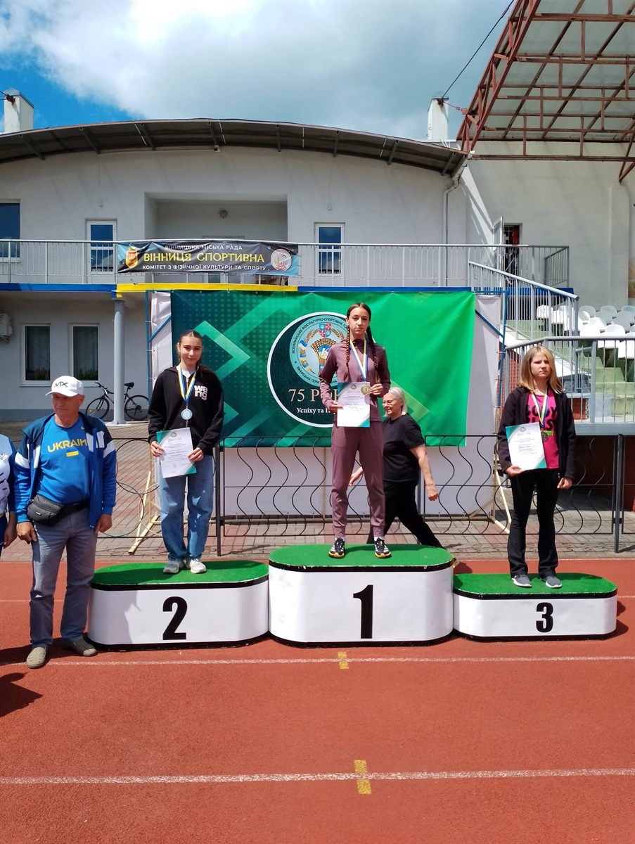 Юні легкоатлети Барської ДЮСШ «Колос» здобули нагороди чемпіонату області