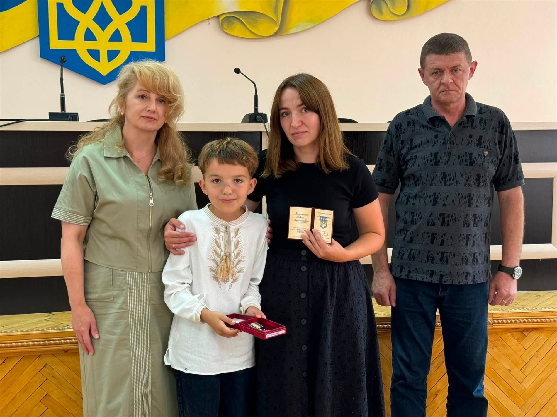 Родинам трьох полеглих Героїв із Барської громади вручили державні нагороди