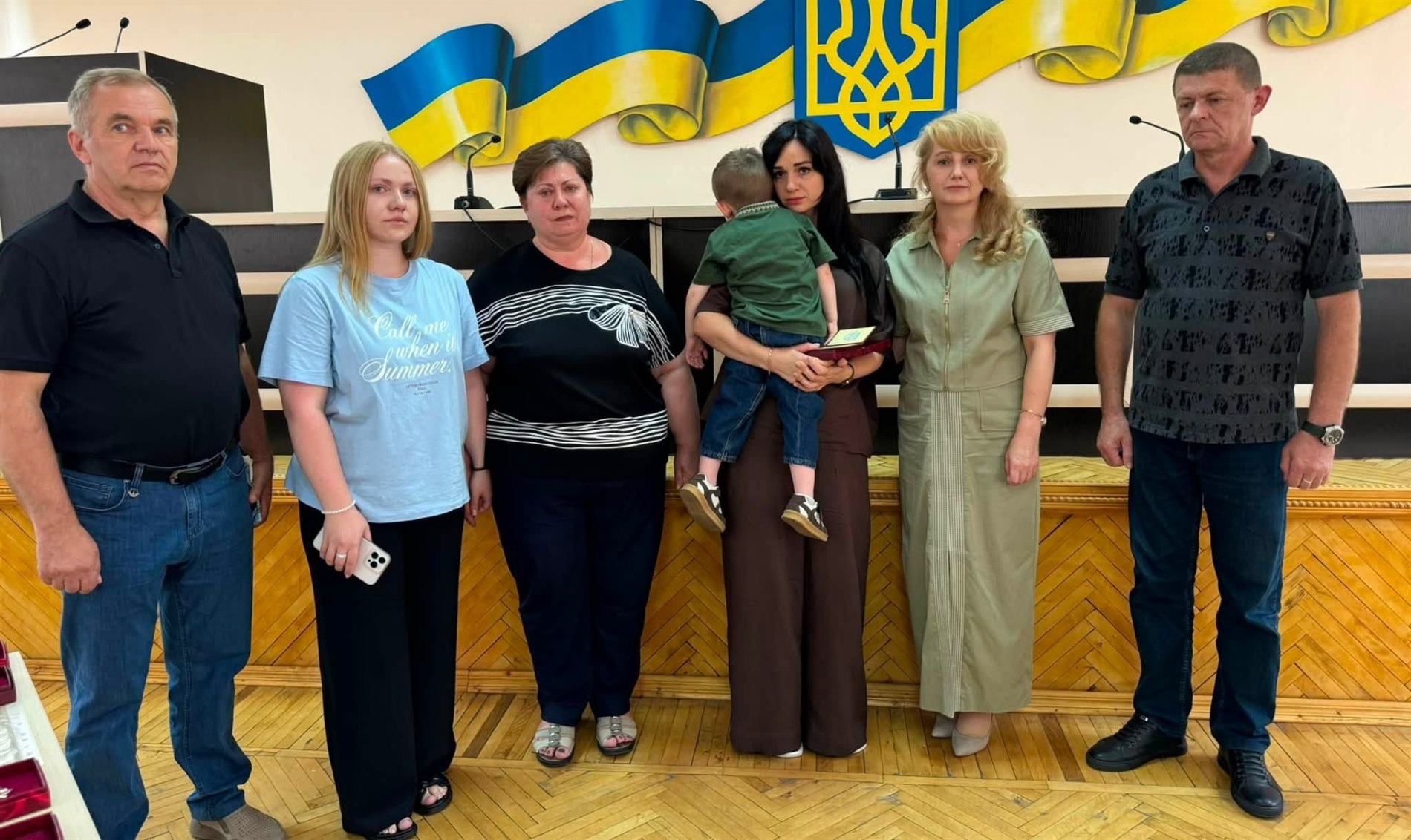 Родинам трьох полеглих Героїв із Барської громади вручили державні нагороди