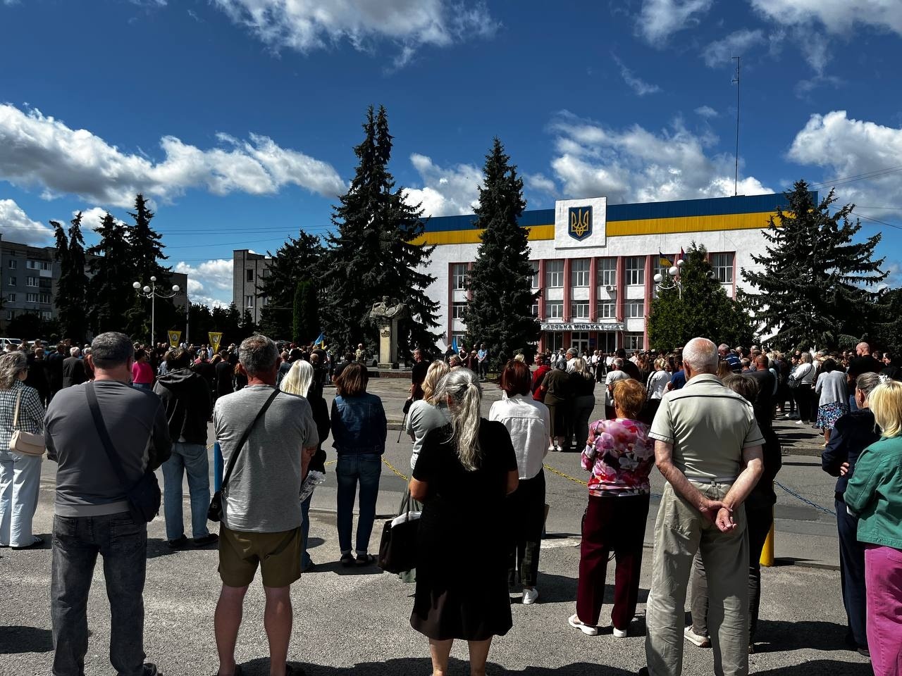 Барська громада попрощалася із полеглим морським піхотинцем Михайлом Пижуком