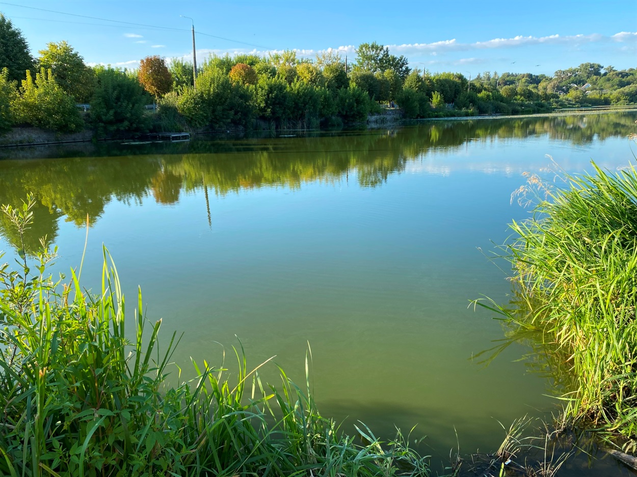 Рів на світанку: ранковий фоторепортаж з Бару